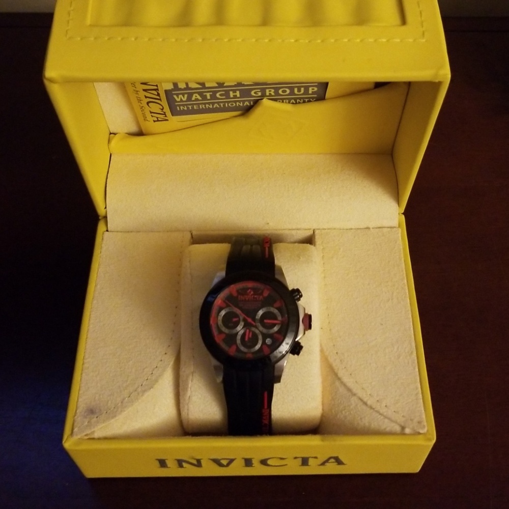 Invicta Speedway
model 17190